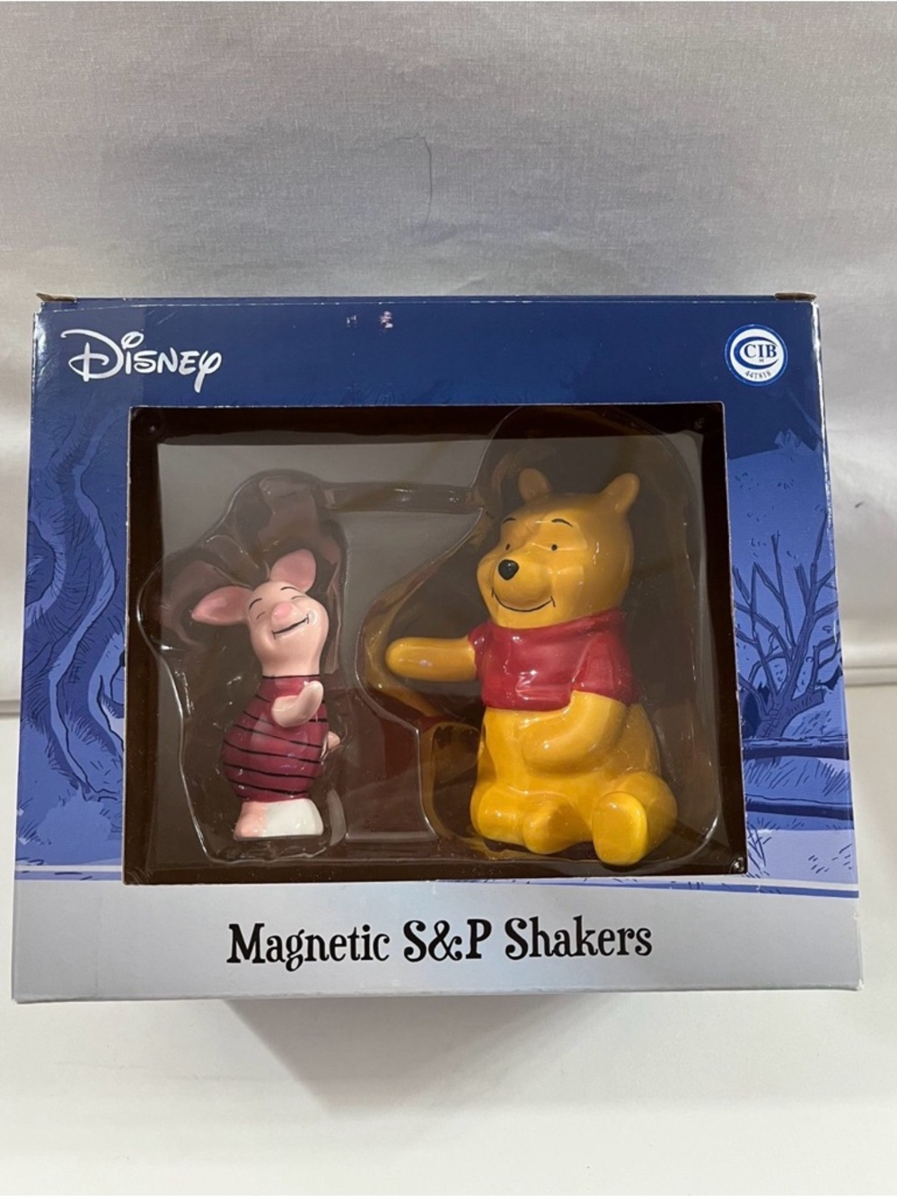 Disney Winnie the Pooh Yellow & Pink Magnetic S&P Shakers